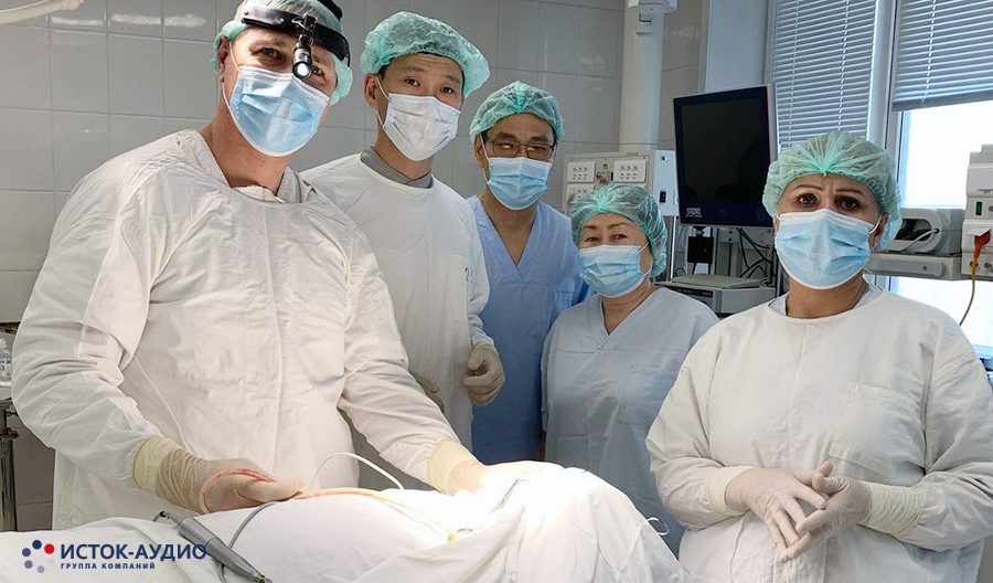 Операция по установке имплантата слухового аппарата костной проводимости Ponto в Улан-Удэ