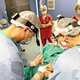 В Екатеринбурге провели первую операцию по установке имплантов Ponto