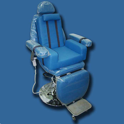 Кресло пациента с гидравлическим подъемником Элема-Н КПО1Д с детским вкладышем