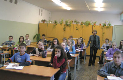 Ирина Юрьевна Карева с учениками на занятиях
