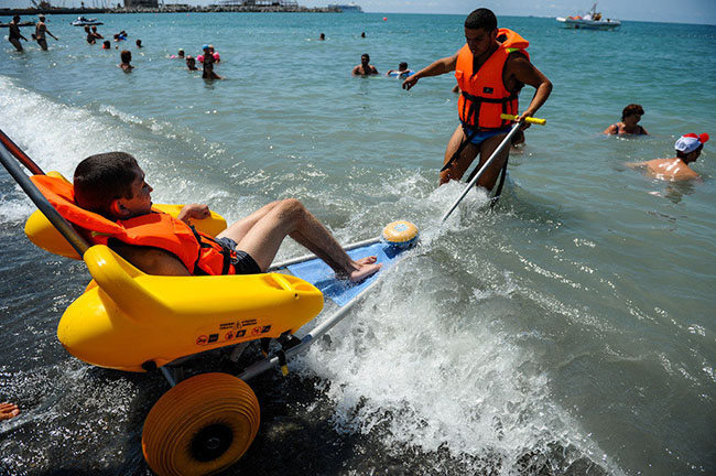 Пляж для людей с инвалидностью